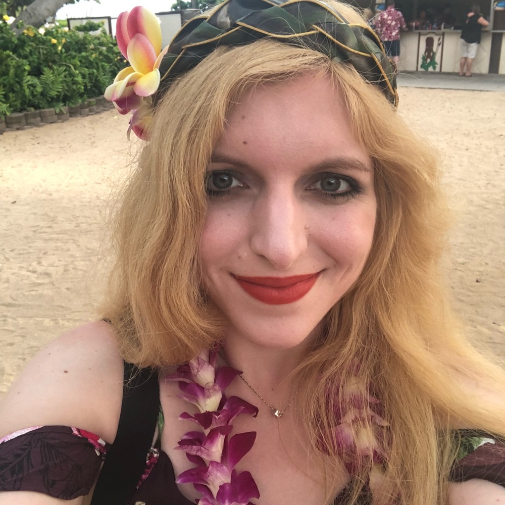 Meet your Posher, Laura